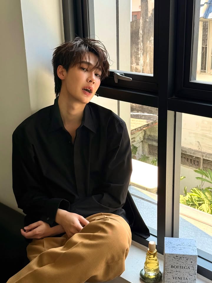 ดิว - จิรวรรตน์ สุทธิวณิชศักดิ์