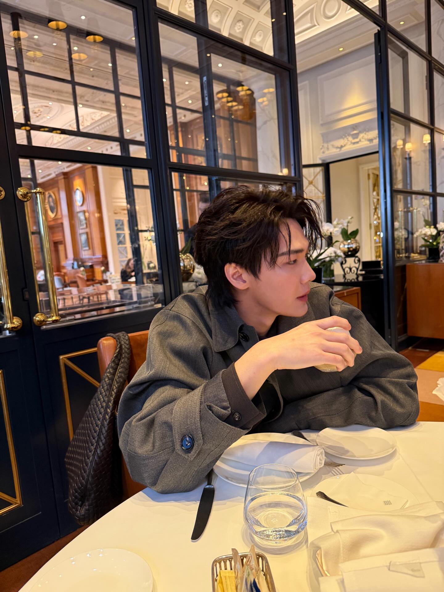 ดิว - จิรวรรตน์ สุทธิวณิชศักดิ์