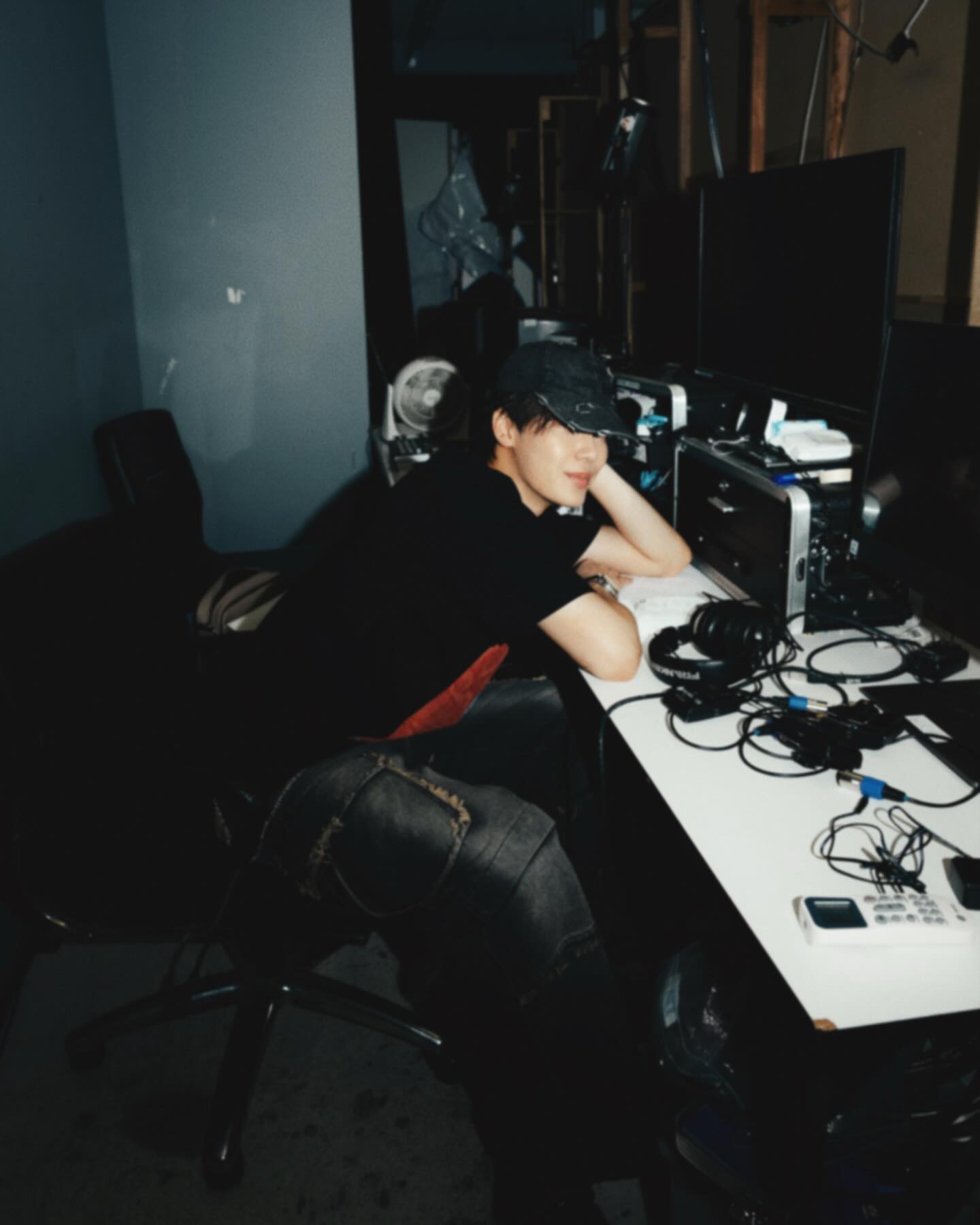 ดิว - จิรวรรตน์ สุทธิวณิชศักดิ์