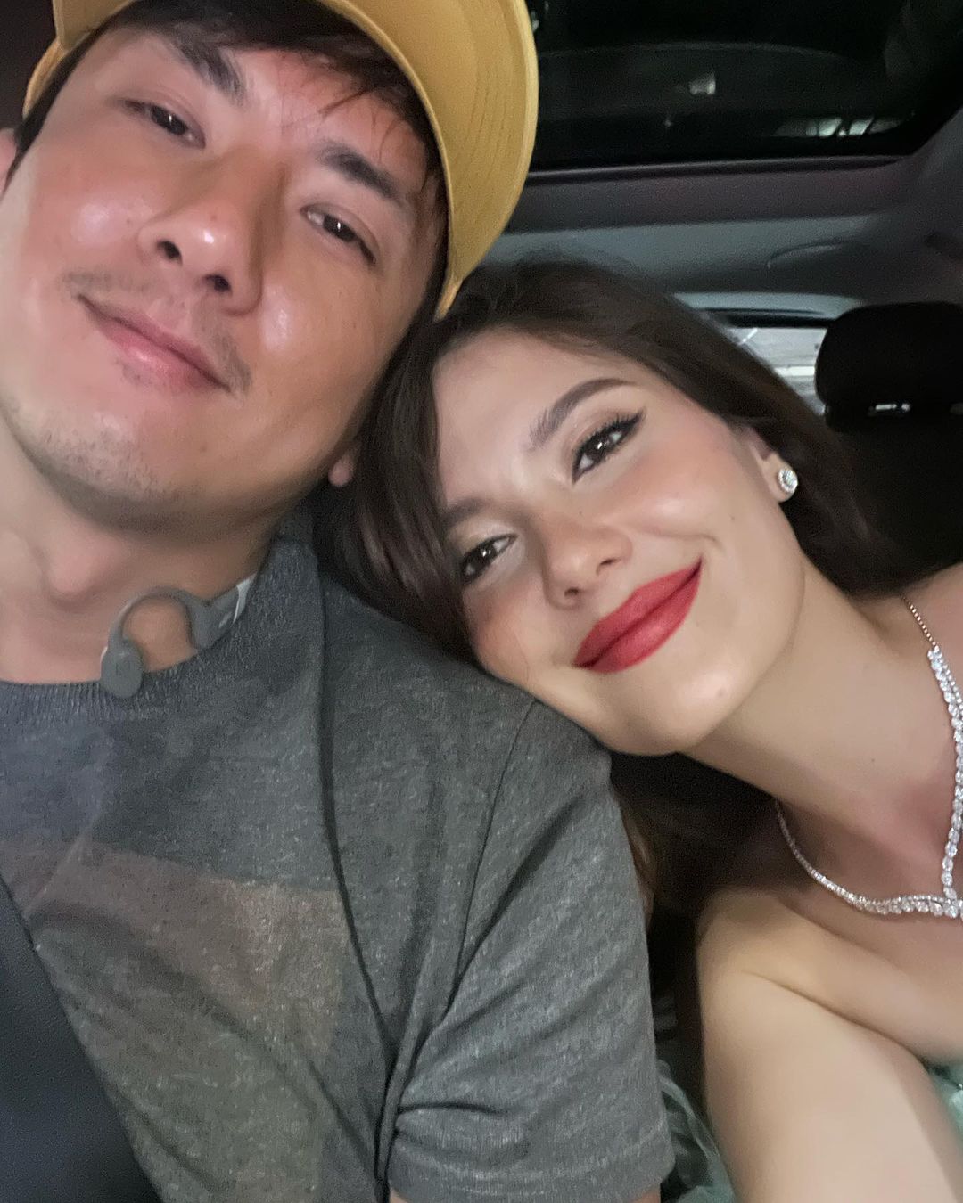 มารีญา พูลเลิศลาภ
