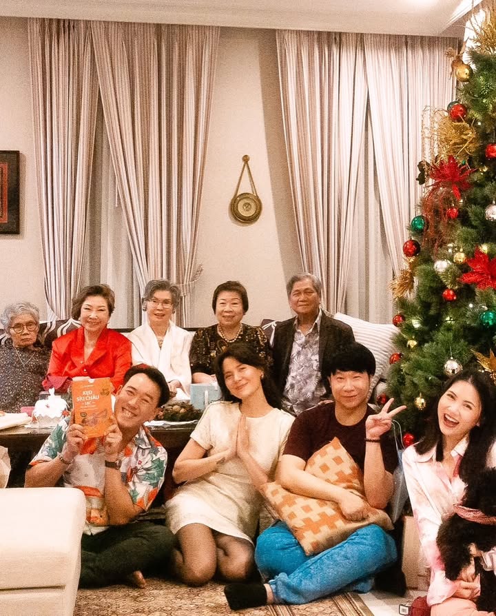 มารีญา พูลเลิศลาภ