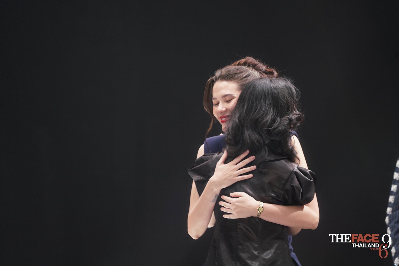 มารีญา พูลเลิศลาภ