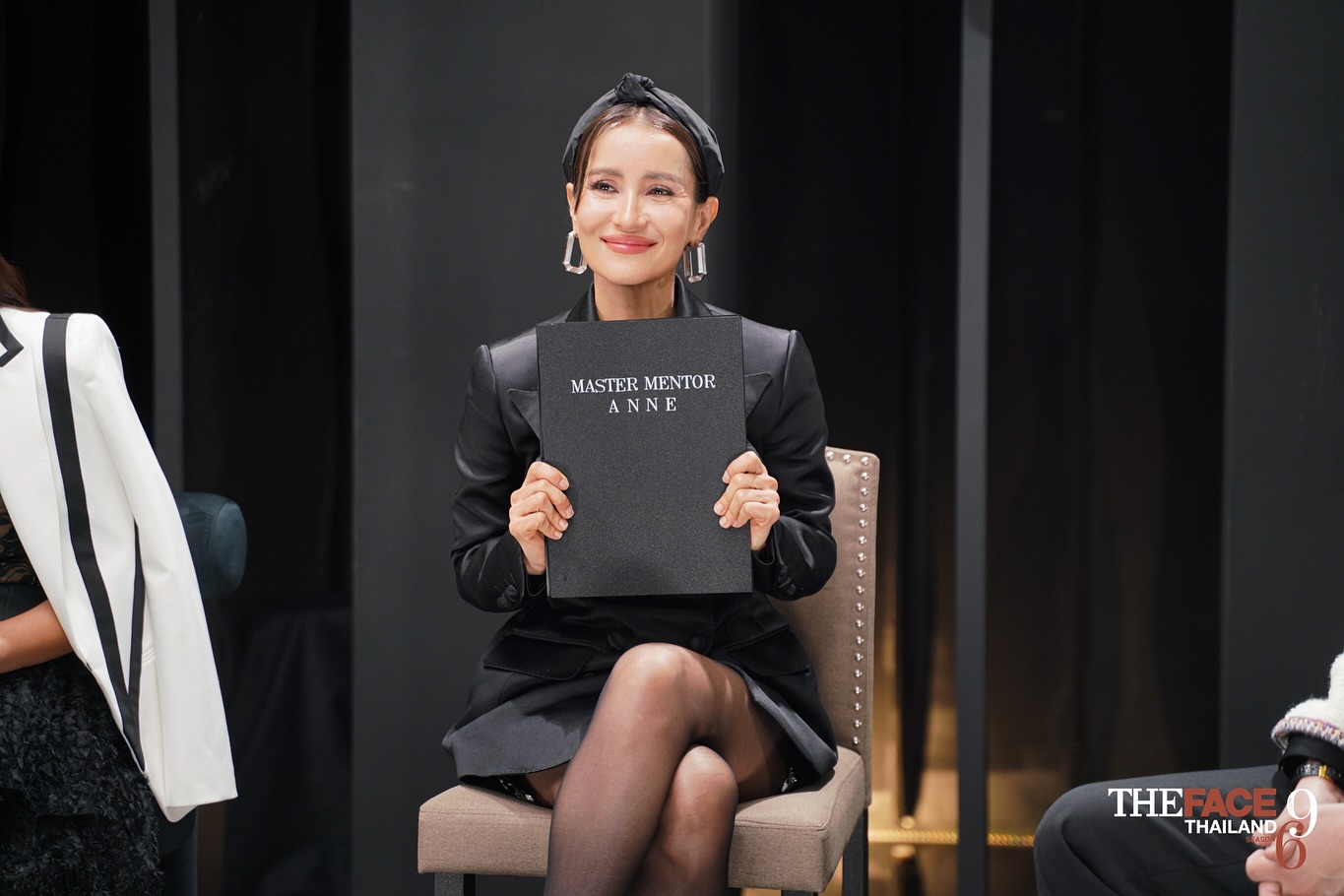 มารีญา พูลเลิศลาภ