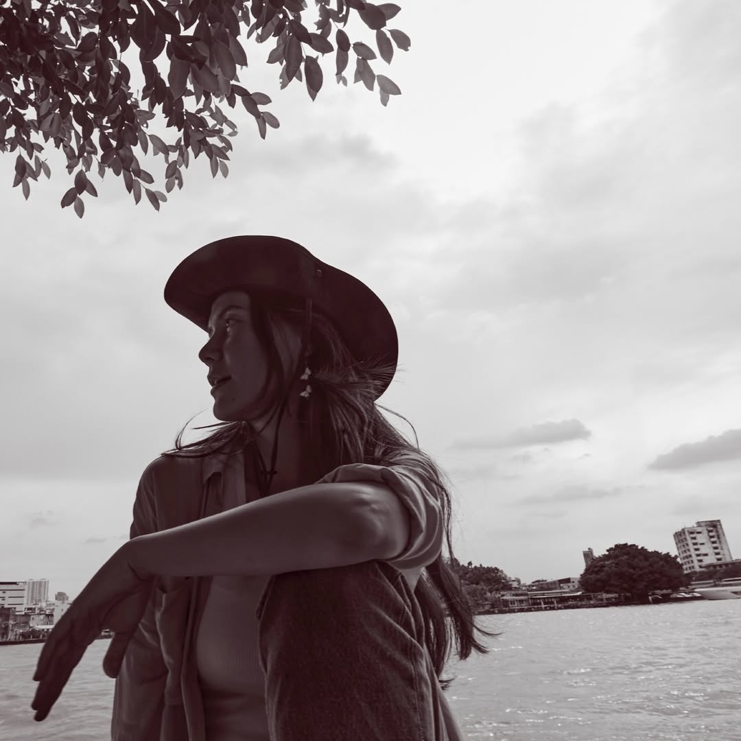 มารีญา พูลเลิศลาภ