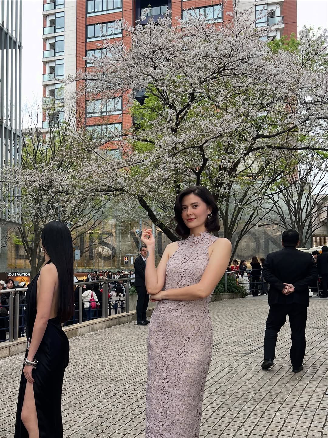 มารีญา พูลเลิศลาภ