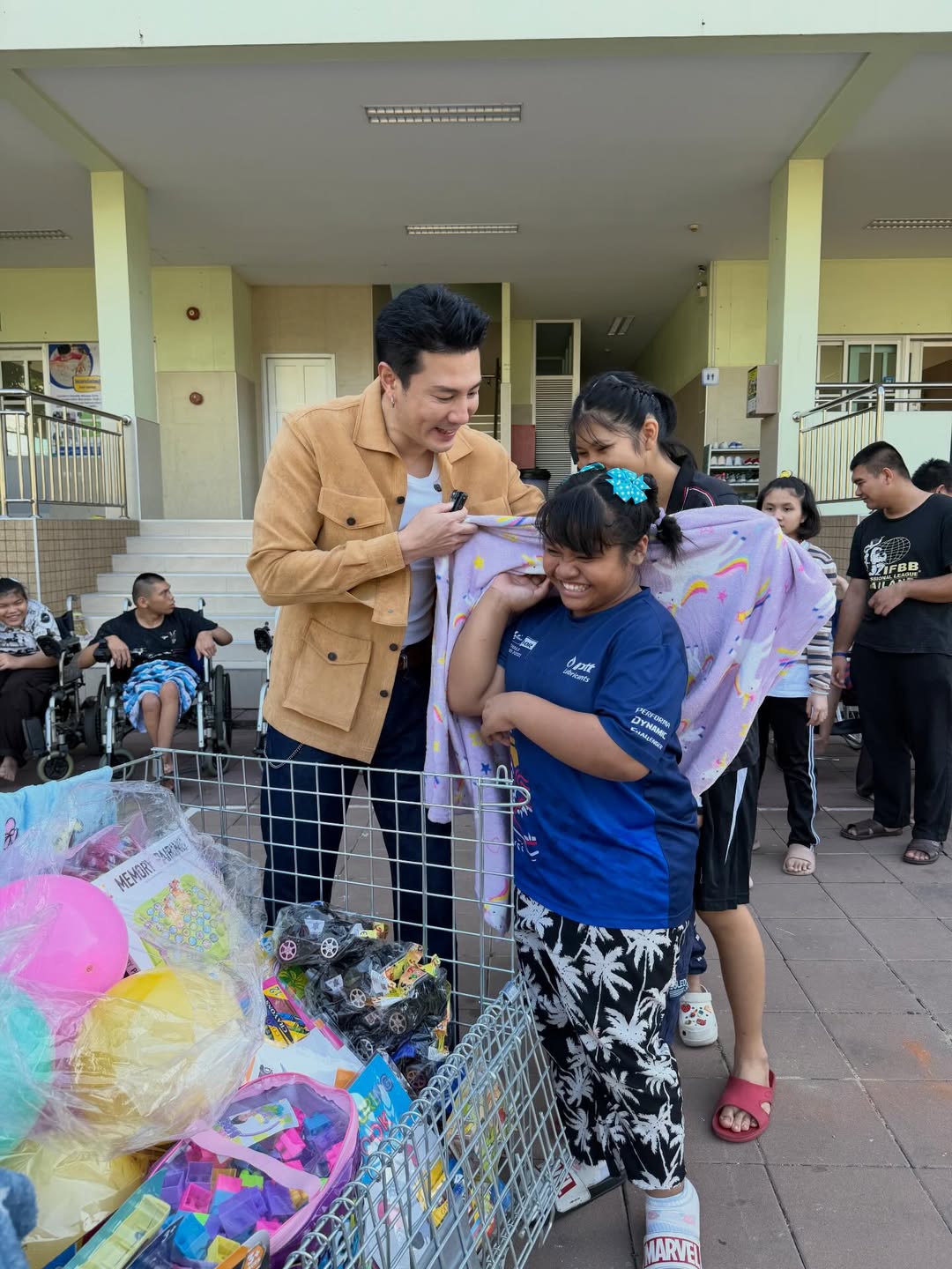 โดม - ปกรณ์ ลัม