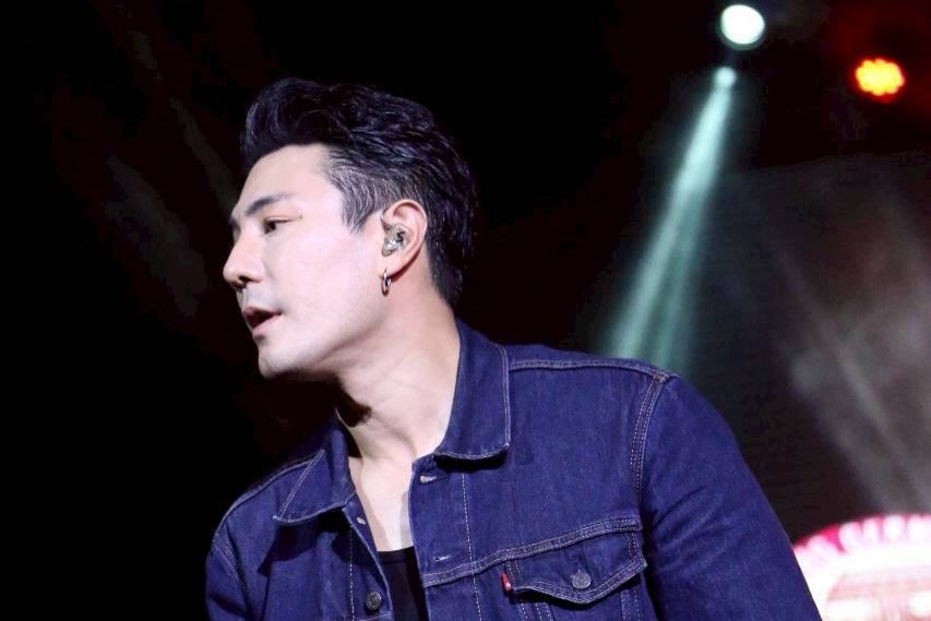 โดม - ปกรณ์ ลัม