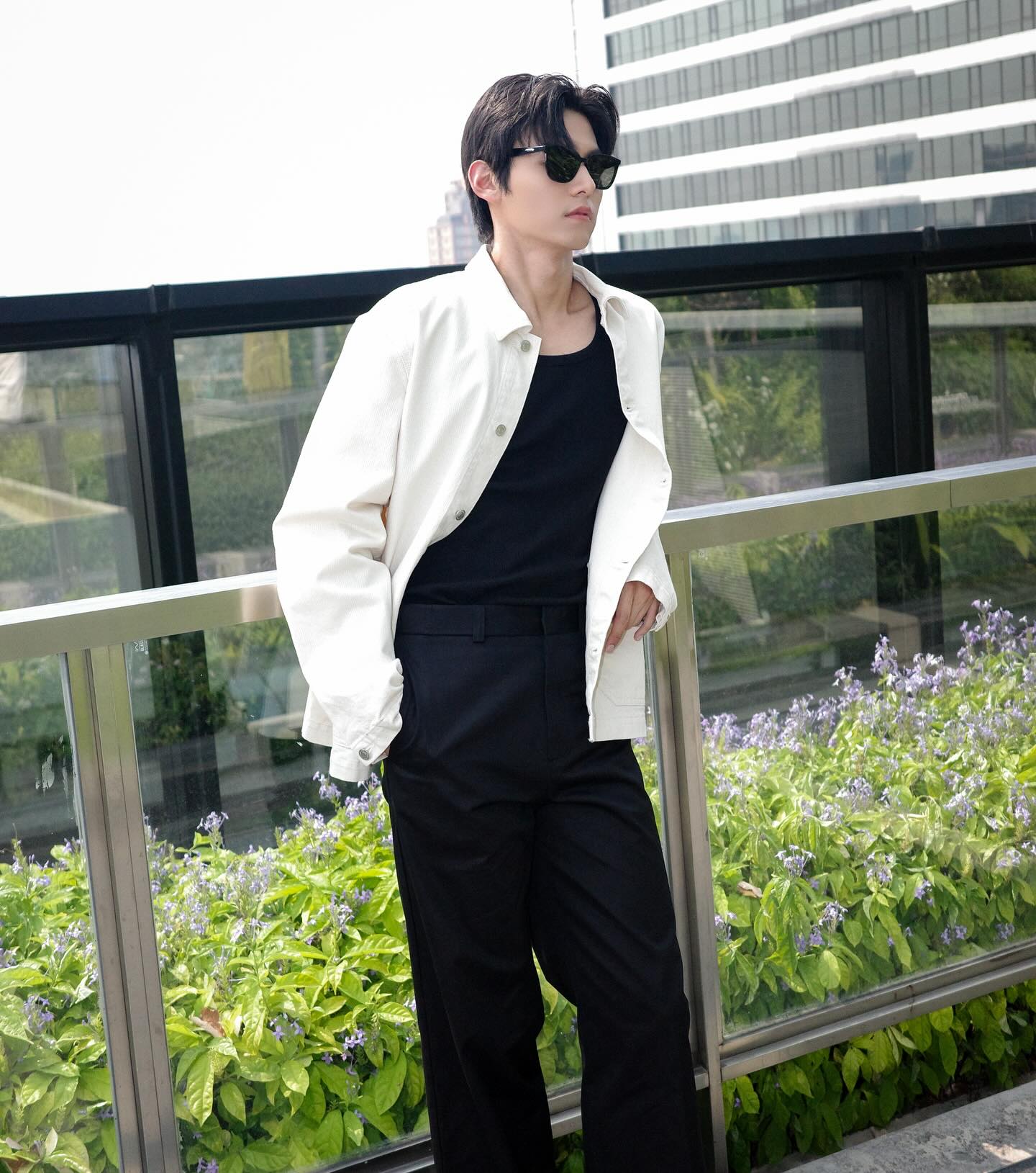 จา - พชร สวนศรี