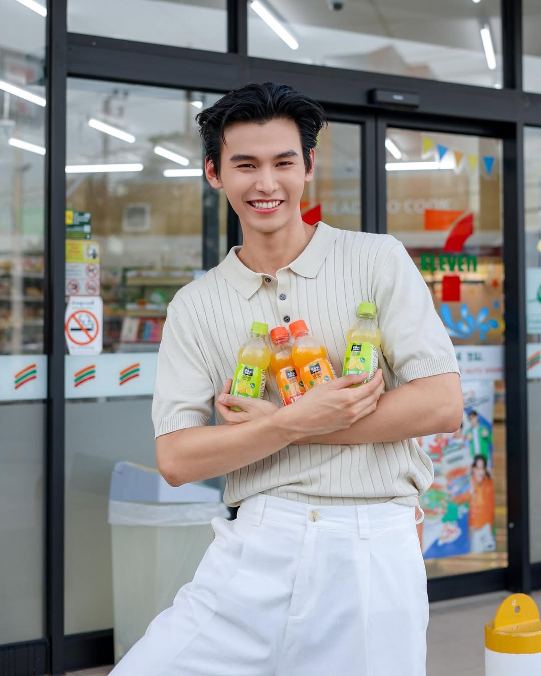 จา - พชร สวนศรี