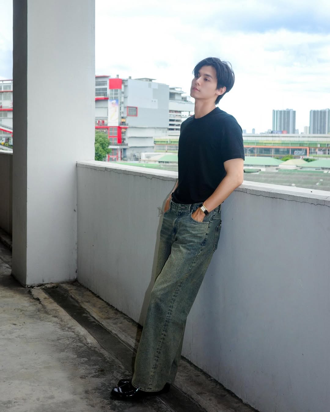 จา - พชร สวนศรี