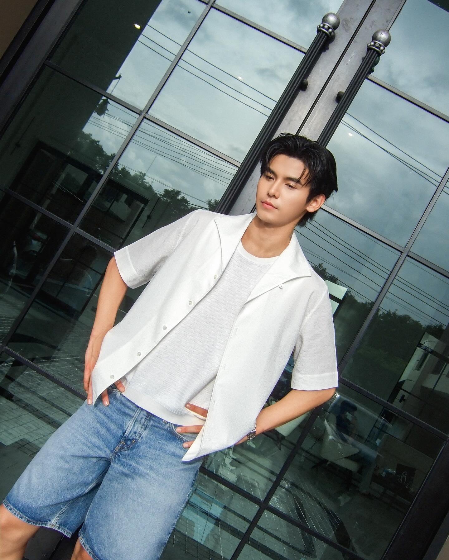 จา - พชร สวนศรี