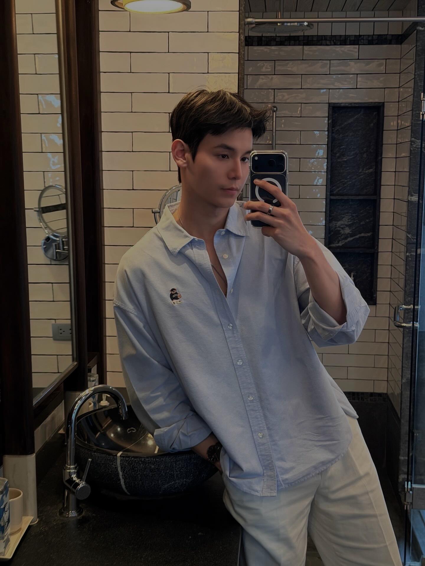 จา - พชร สวนศรี