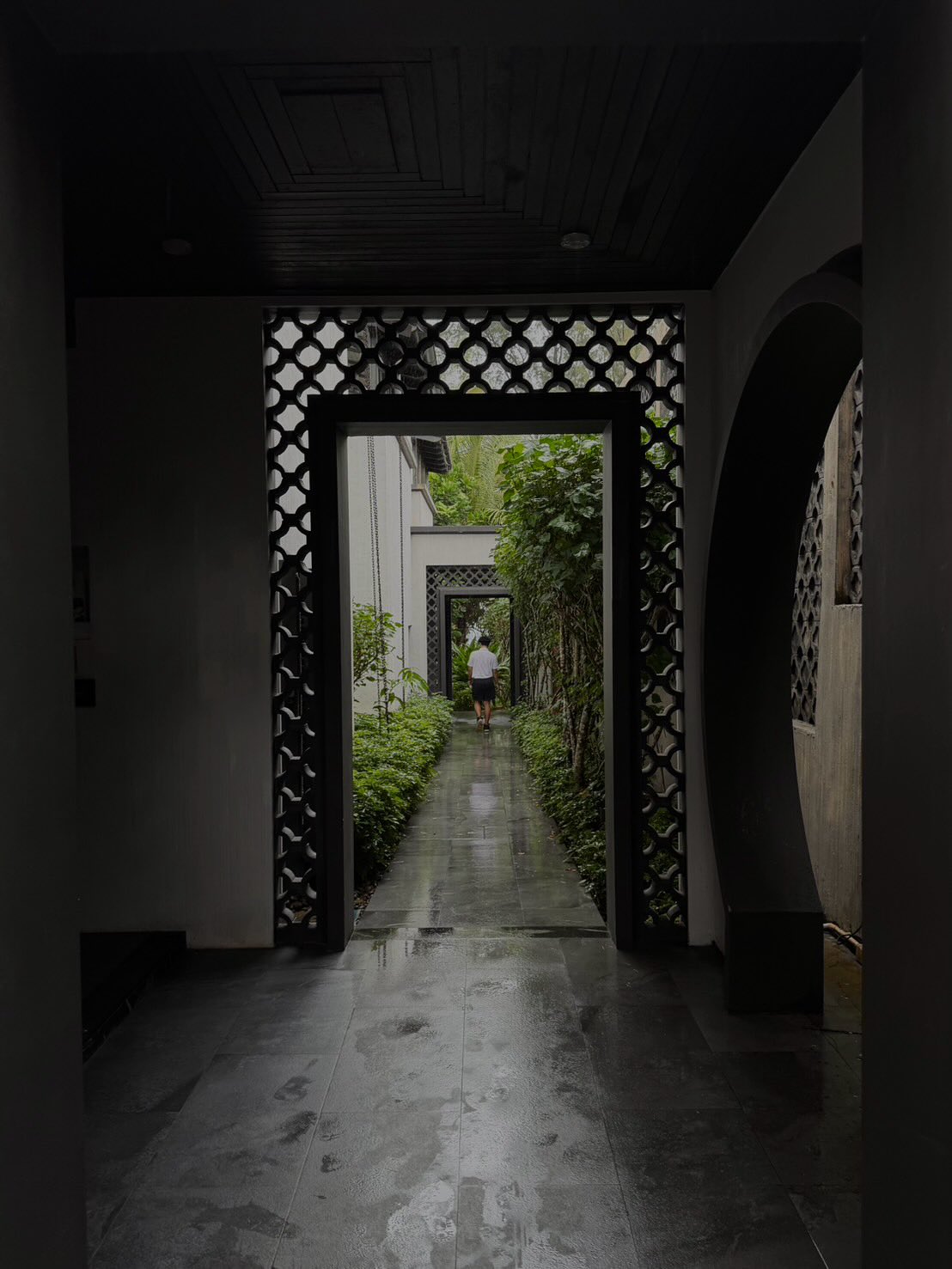 จา - พชร สวนศรี