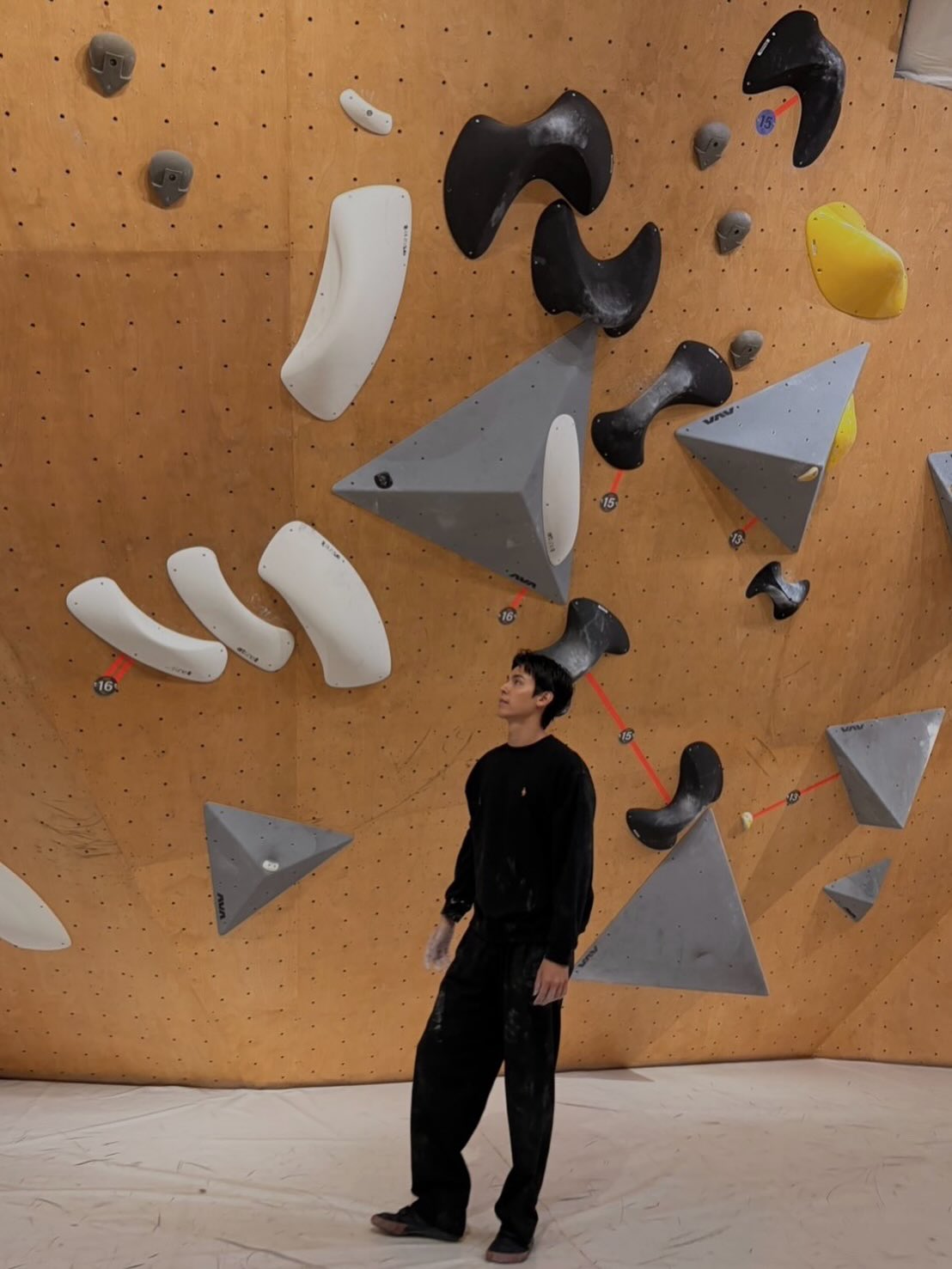 จา - พชร สวนศรี