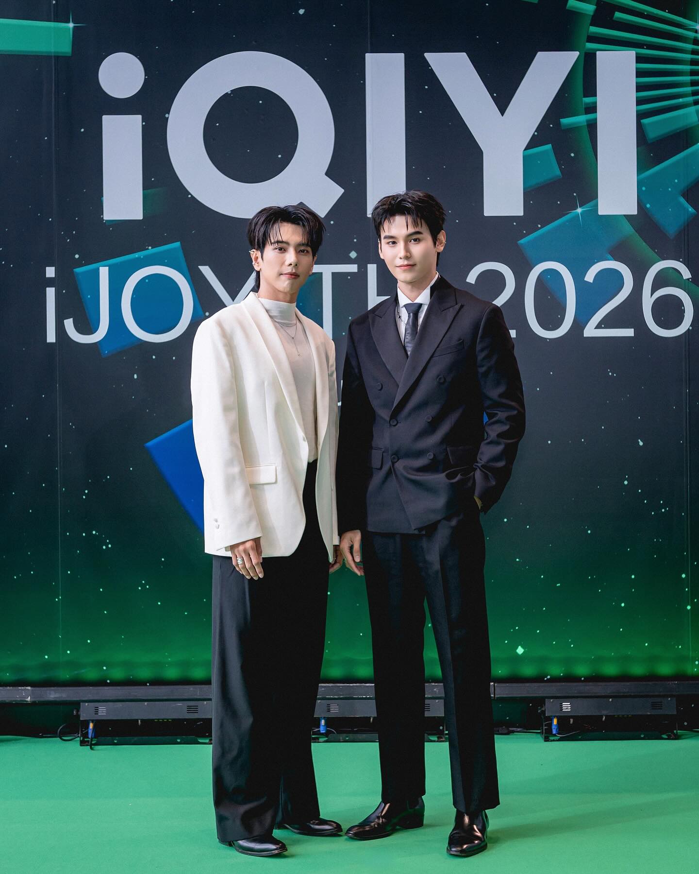 จา - พชร สวนศรี