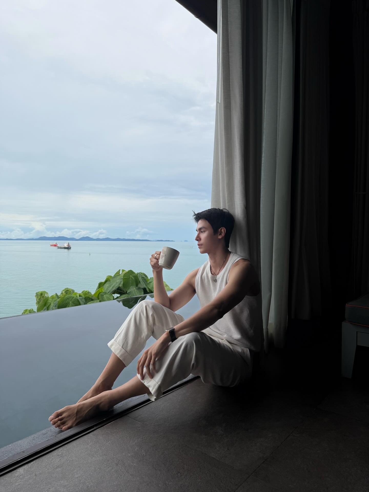 จา - พชร สวนศรี