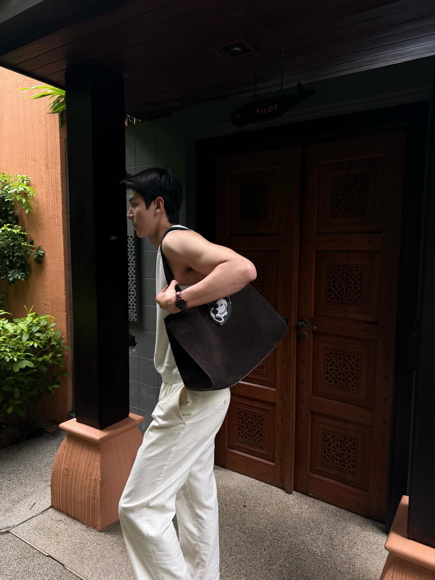 จา - พชร สวนศรี