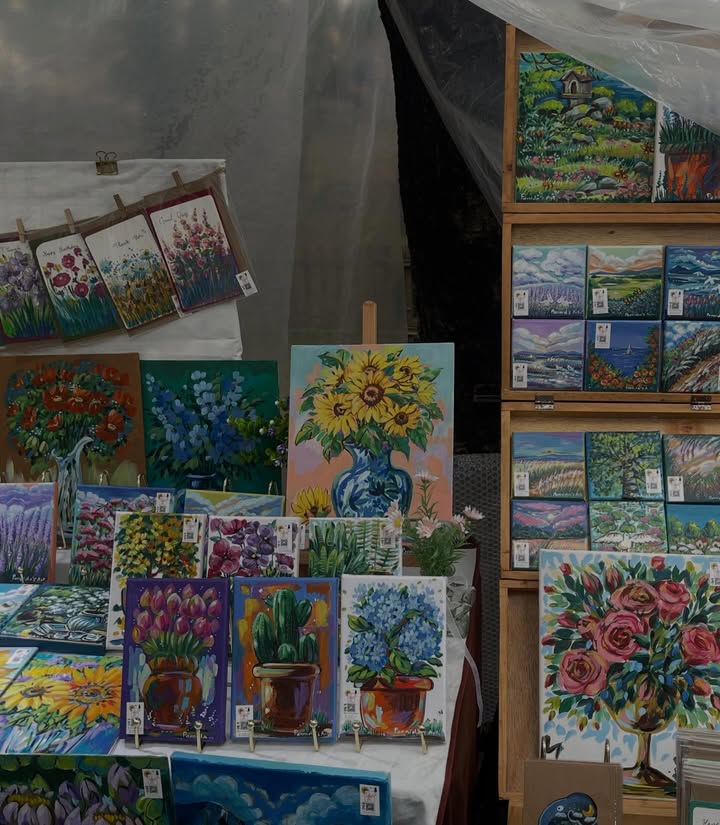 จา - พชร สวนศรี