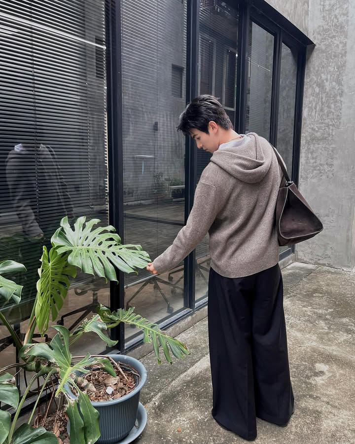 จา - พชร สวนศรี