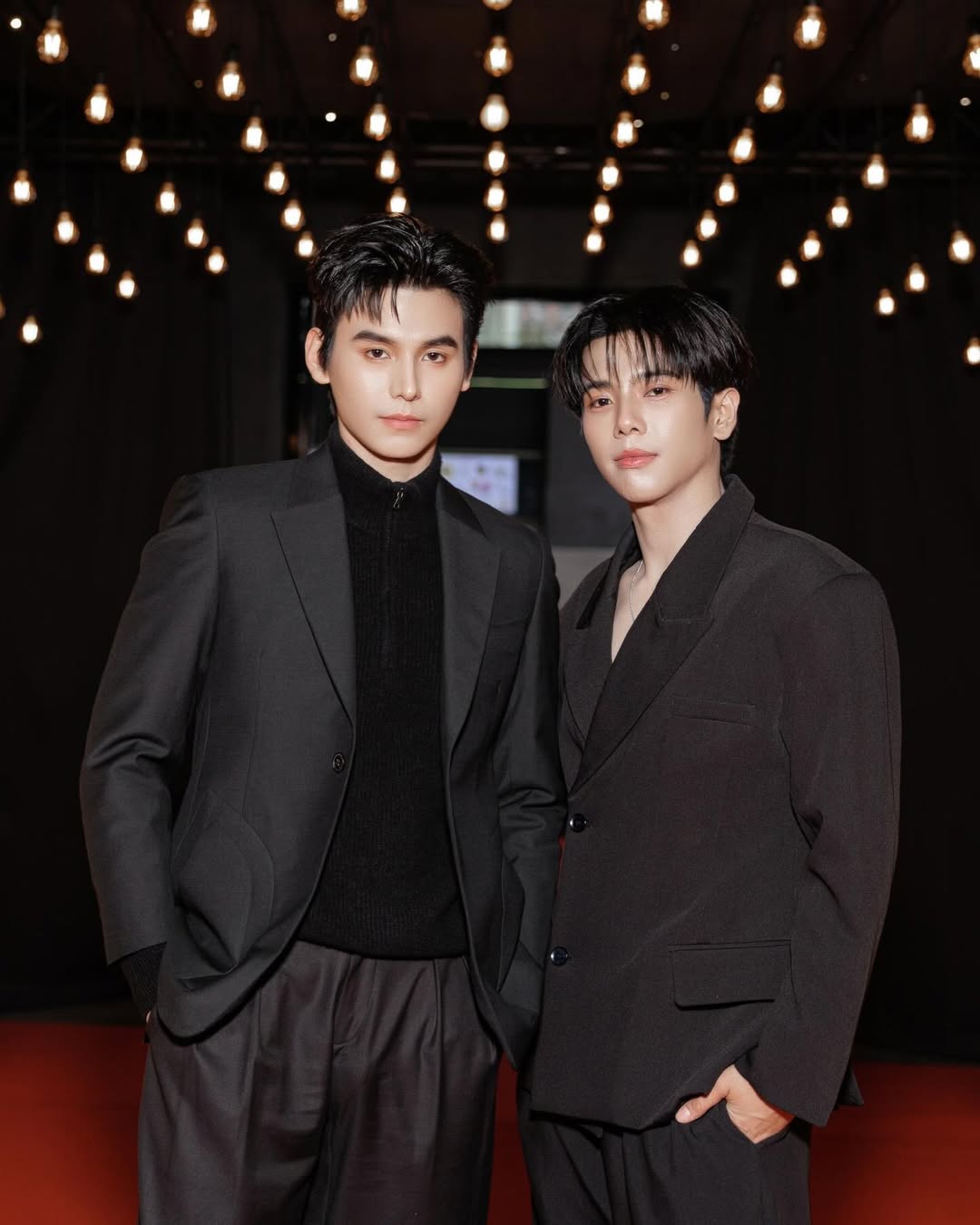 จา - พชร สวนศรี