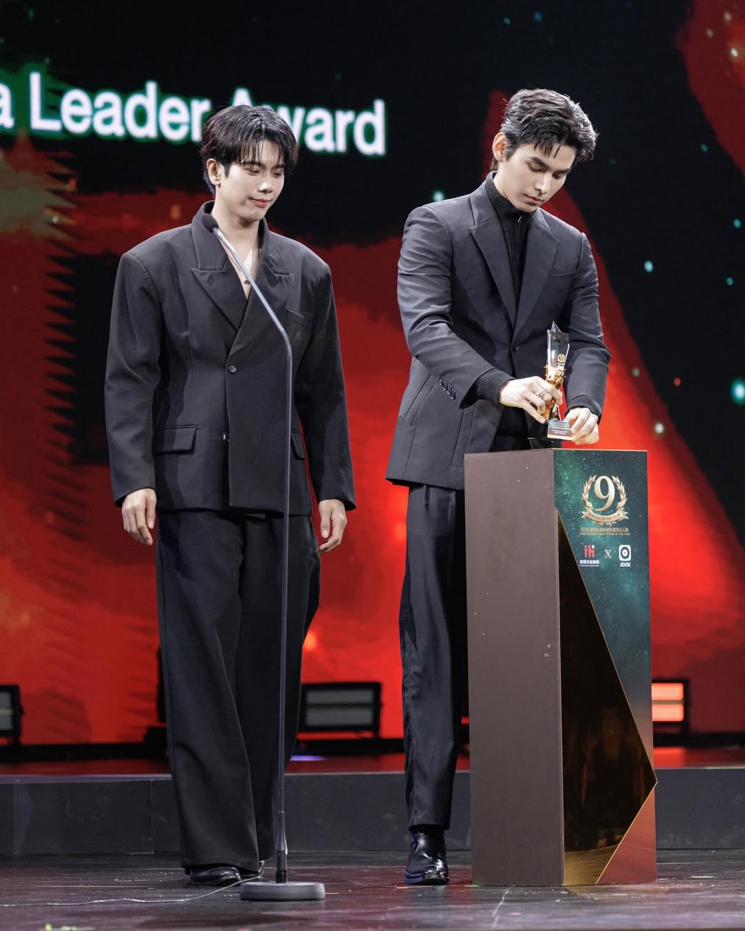 จา - พชร สวนศรี