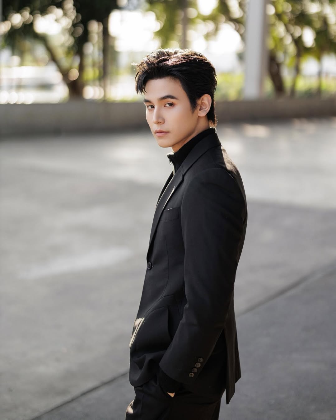 จา - พชร สวนศรี