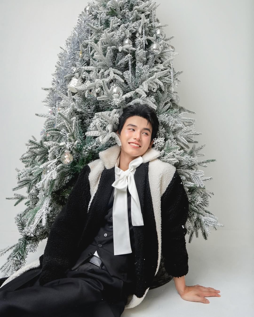 จา - พชร สวนศรี