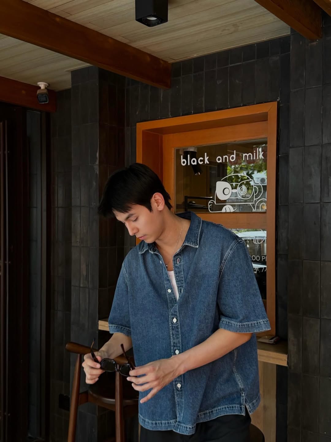 จา - พชร สวนศรี