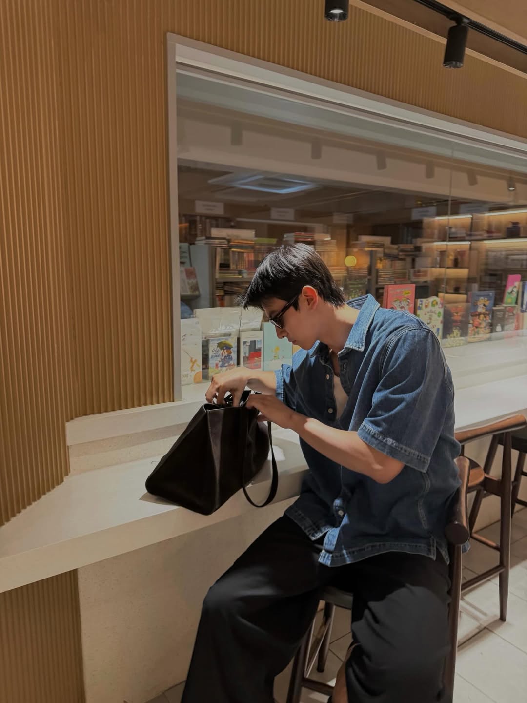 จา - พชร สวนศรี