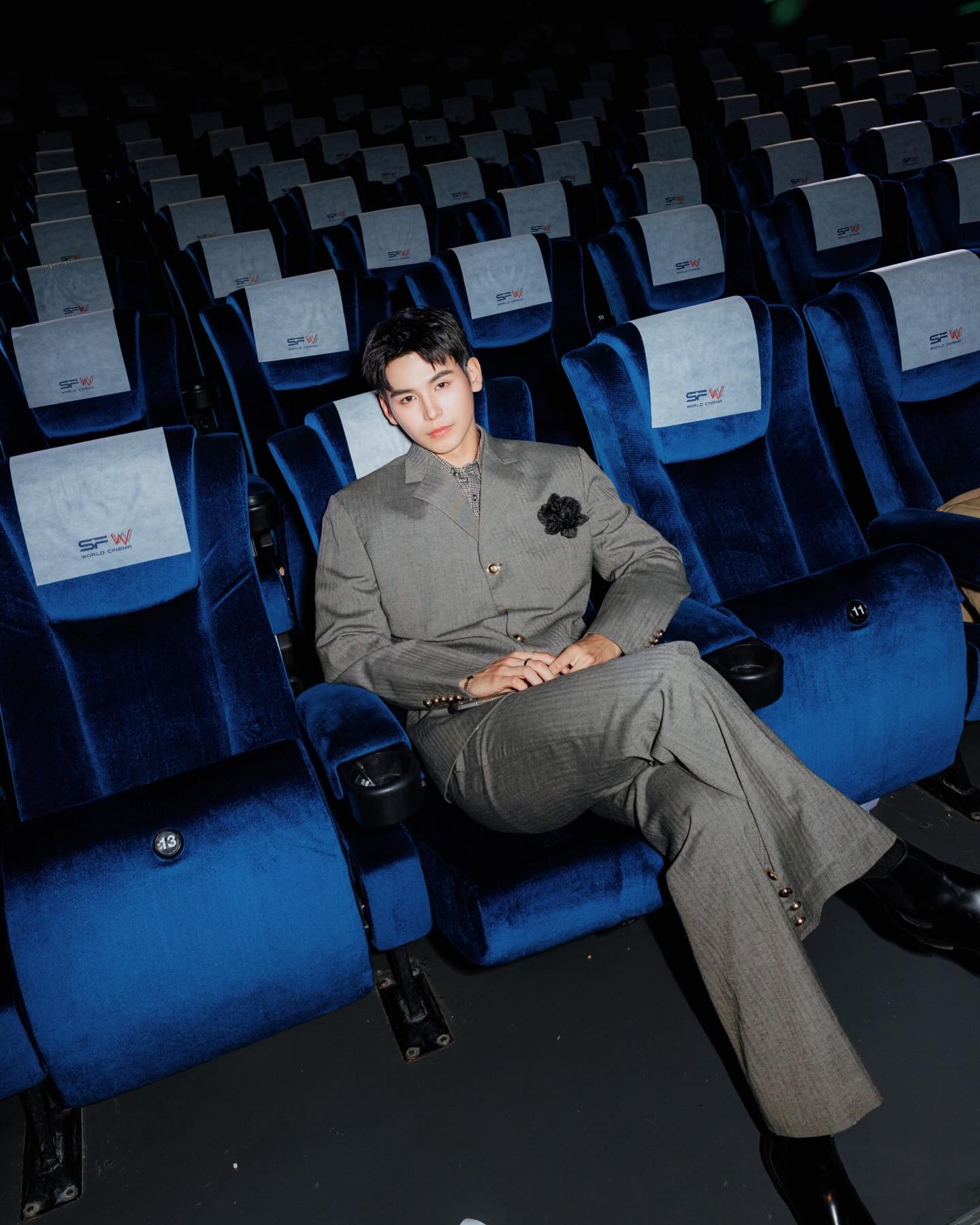 จา - พชร สวนศรี