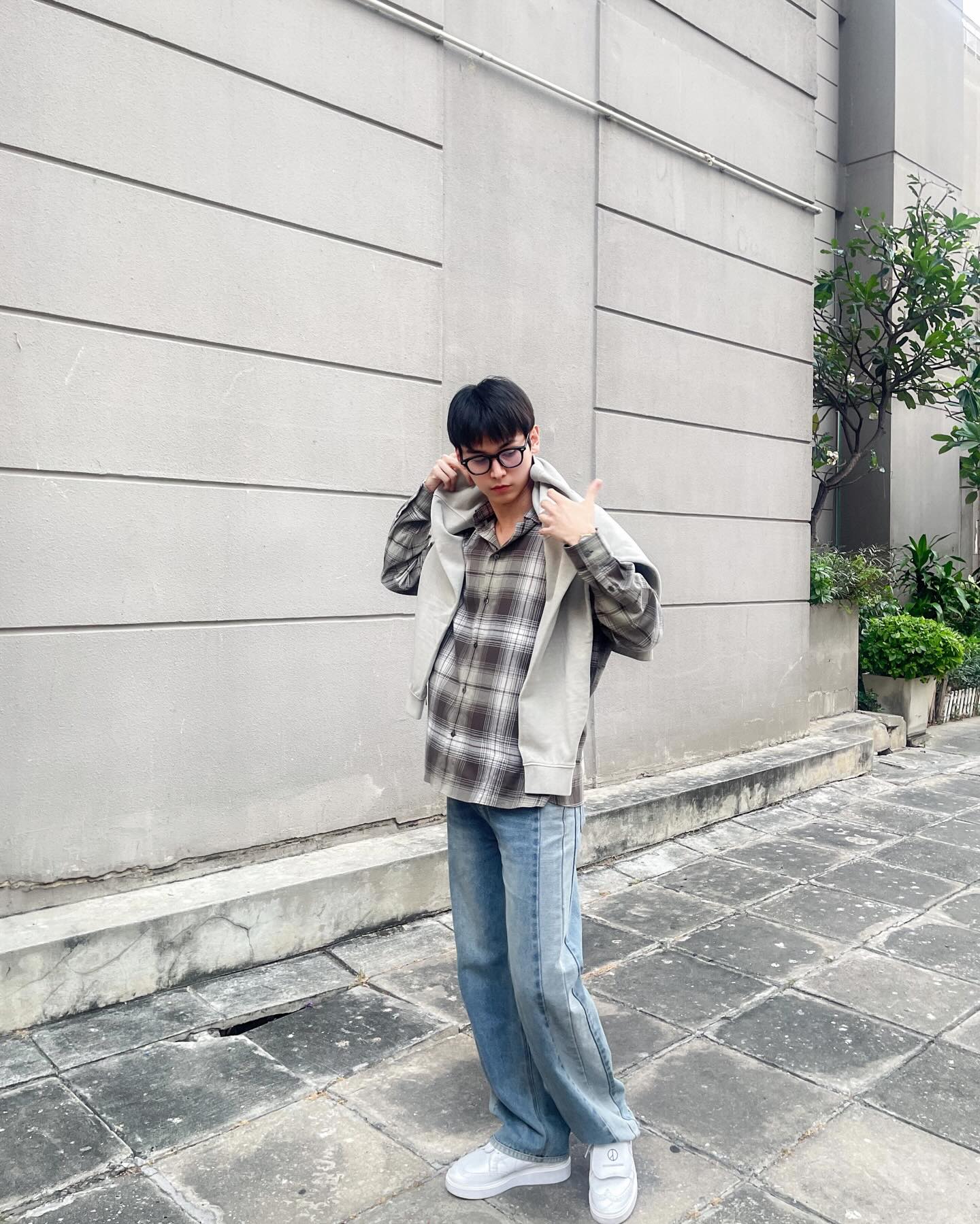 จา - พชร สวนศรี