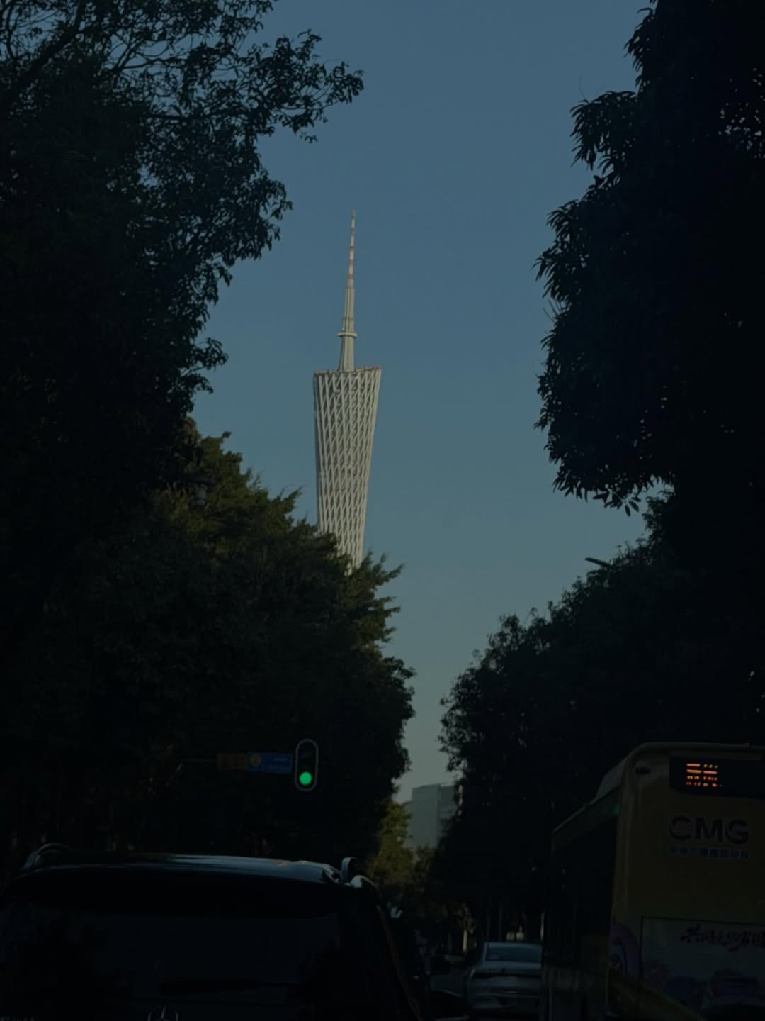 จา - พชร สวนศรี