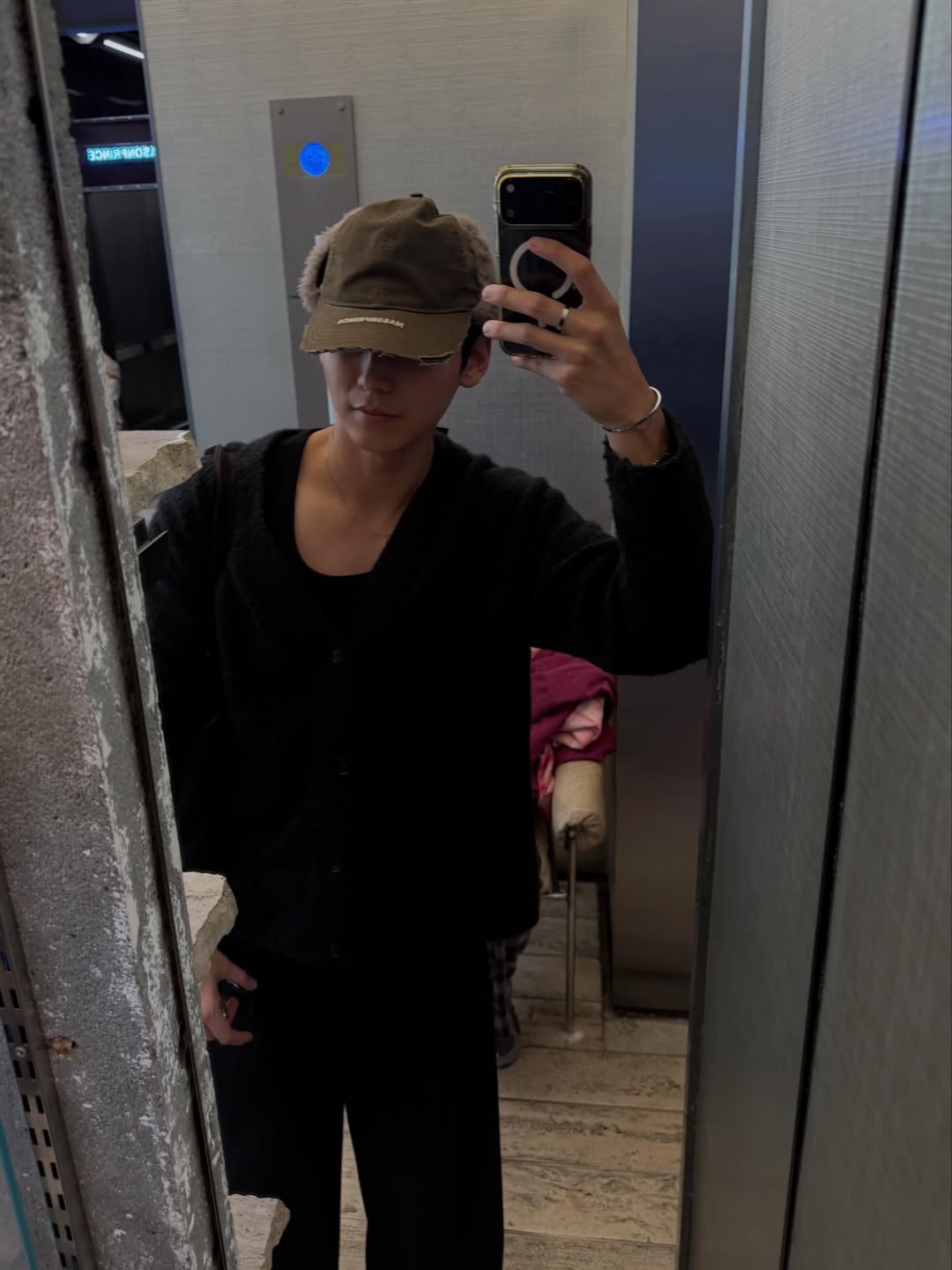 จา - พชร สวนศรี