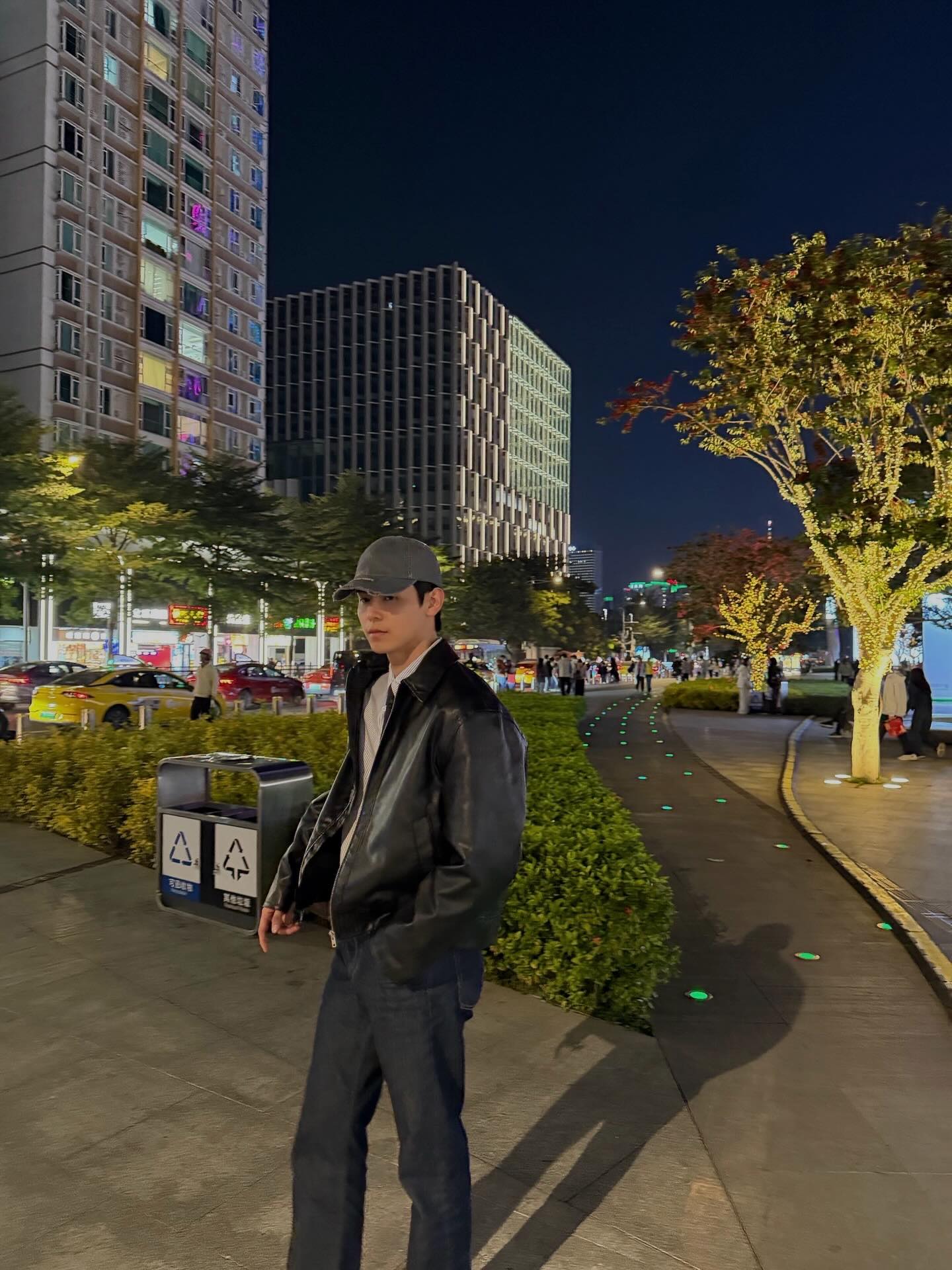 จา - พชร สวนศรี