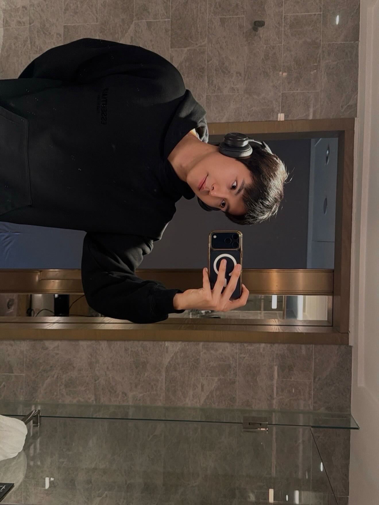 จา - พชร สวนศรี