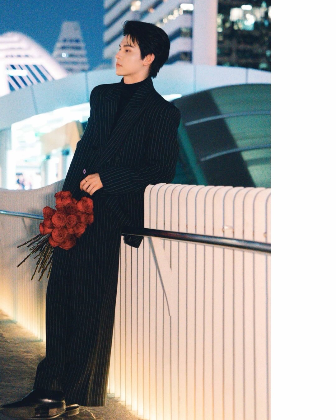 จา - พชร สวนศรี