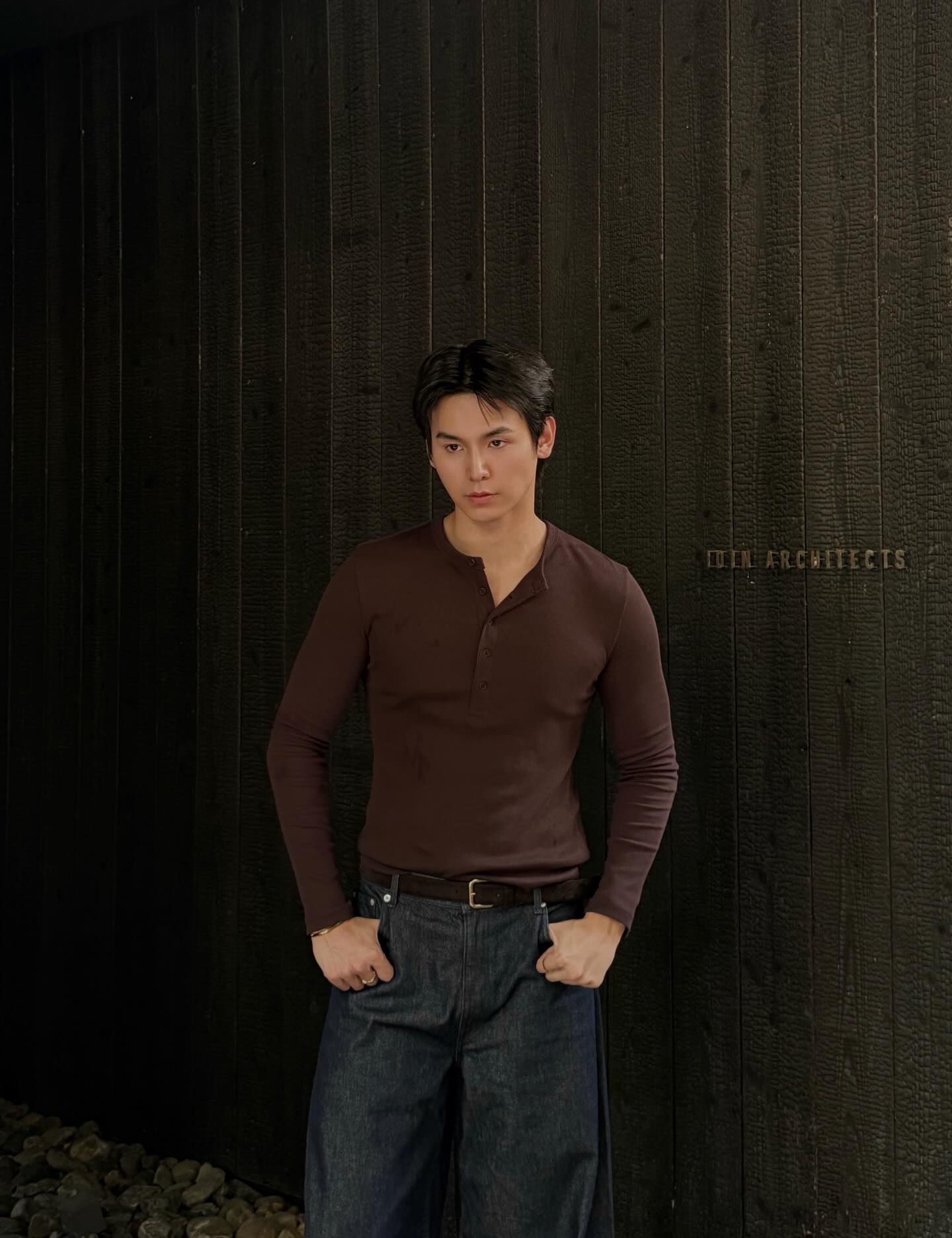 จา - พชร สวนศรี