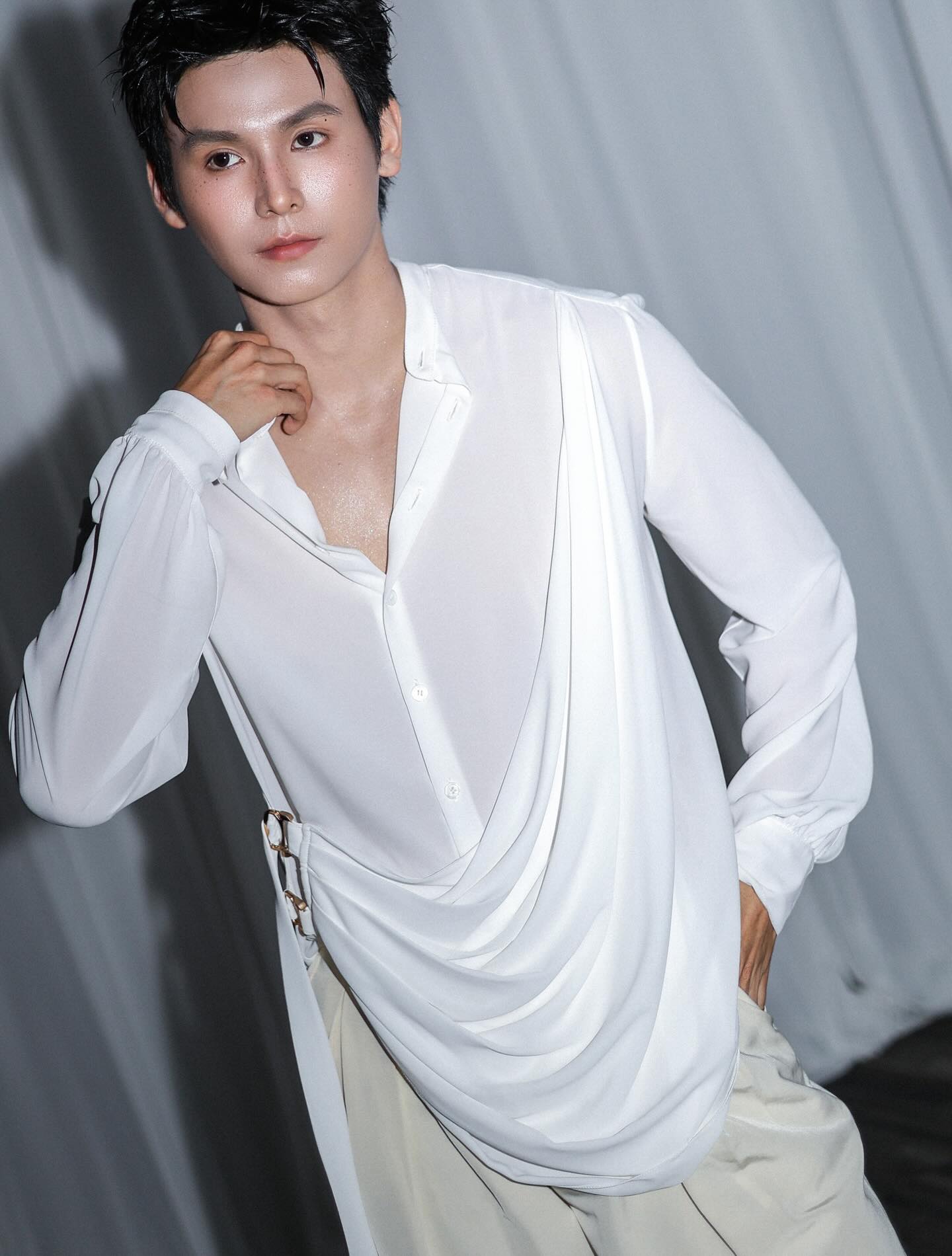 จา - พชร สวนศรี