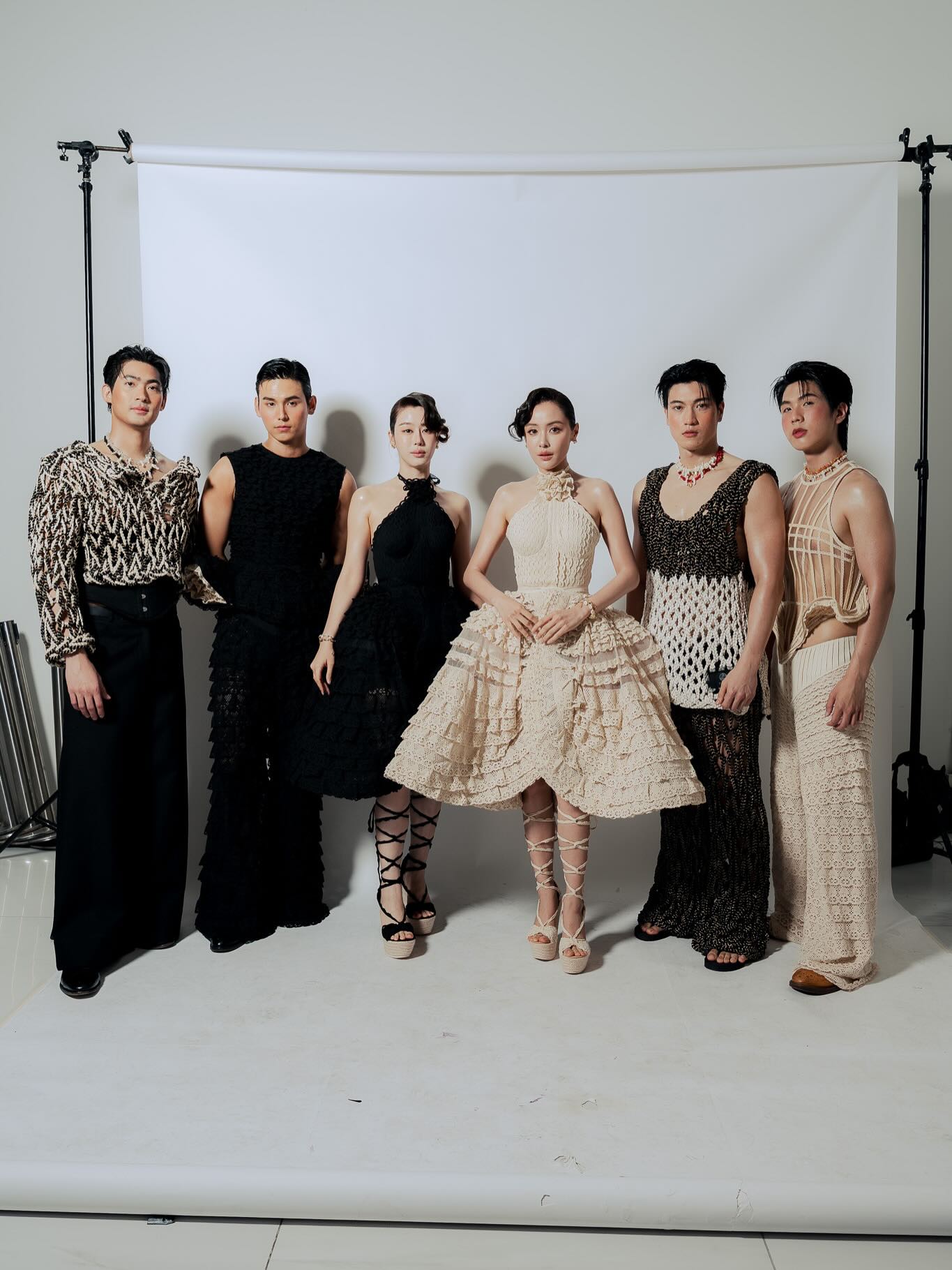 จา - พชร สวนศรี