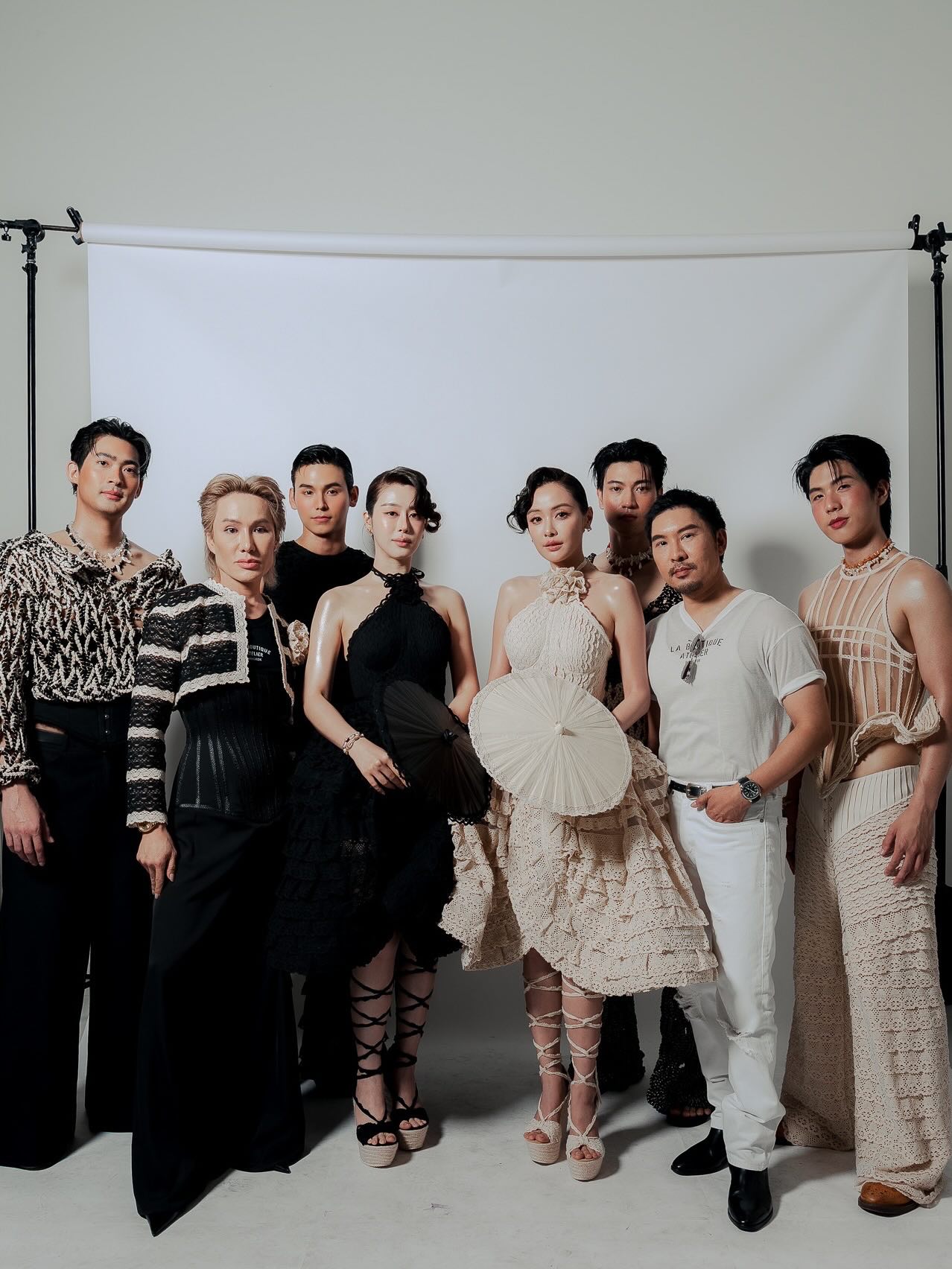 จา - พชร สวนศรี