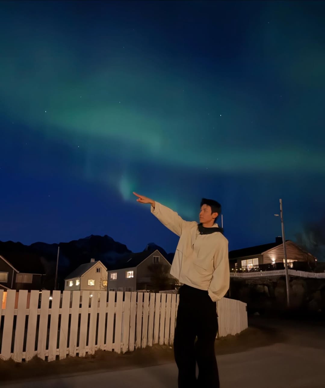 จา - พชร สวนศรี