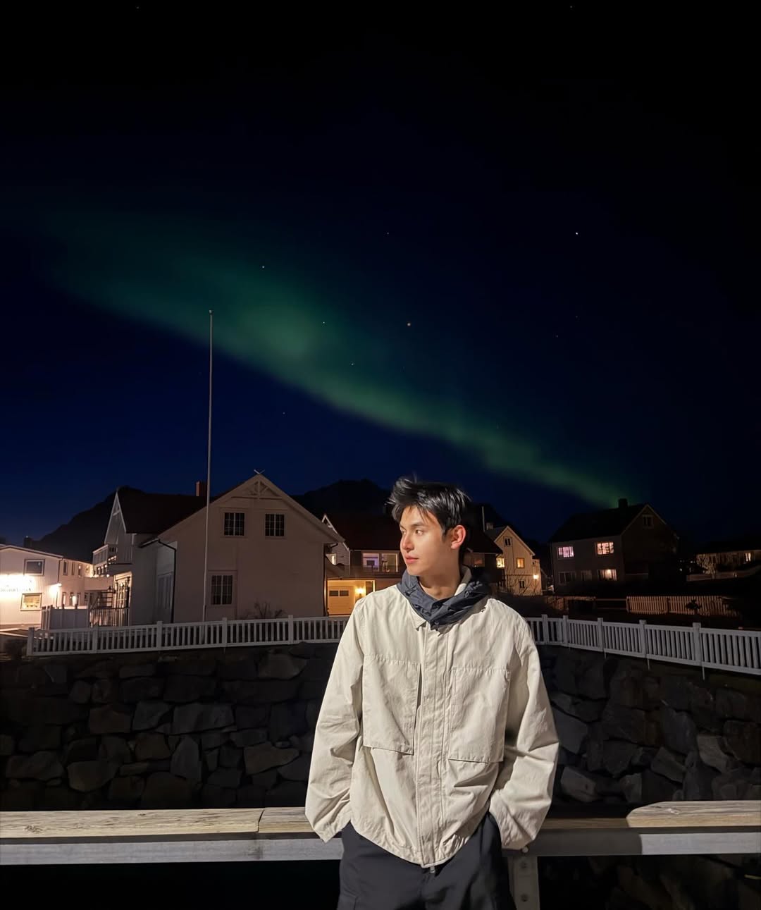 จา - พชร สวนศรี