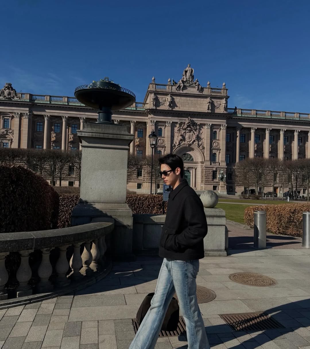 จา - พชร สวนศรี