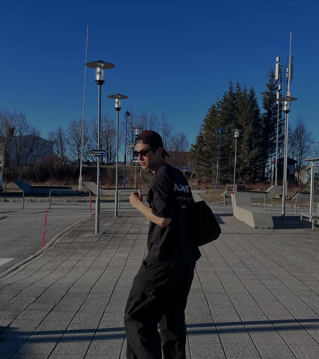 จา - พชร สวนศรี