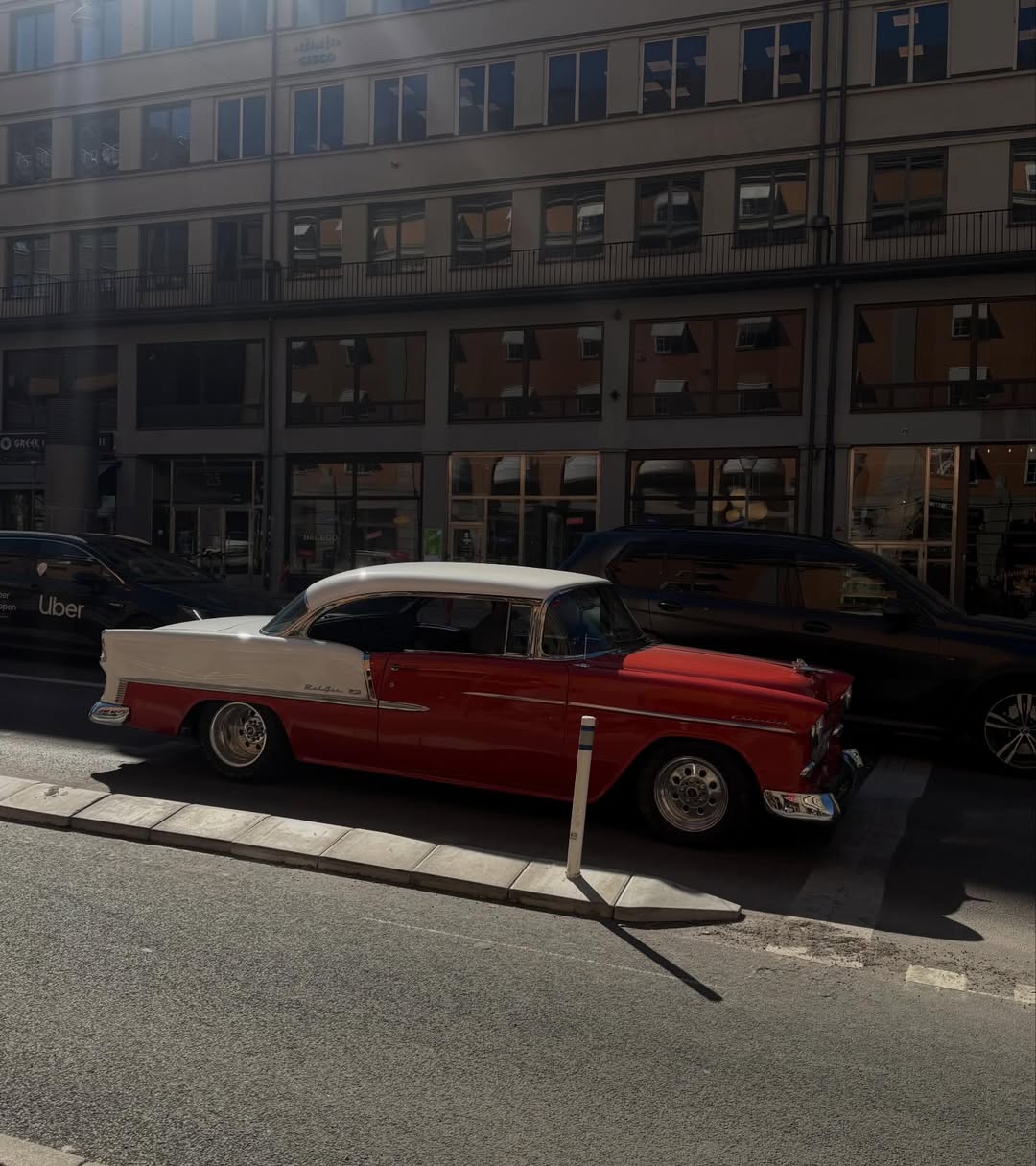 จา - พชร สวนศรี