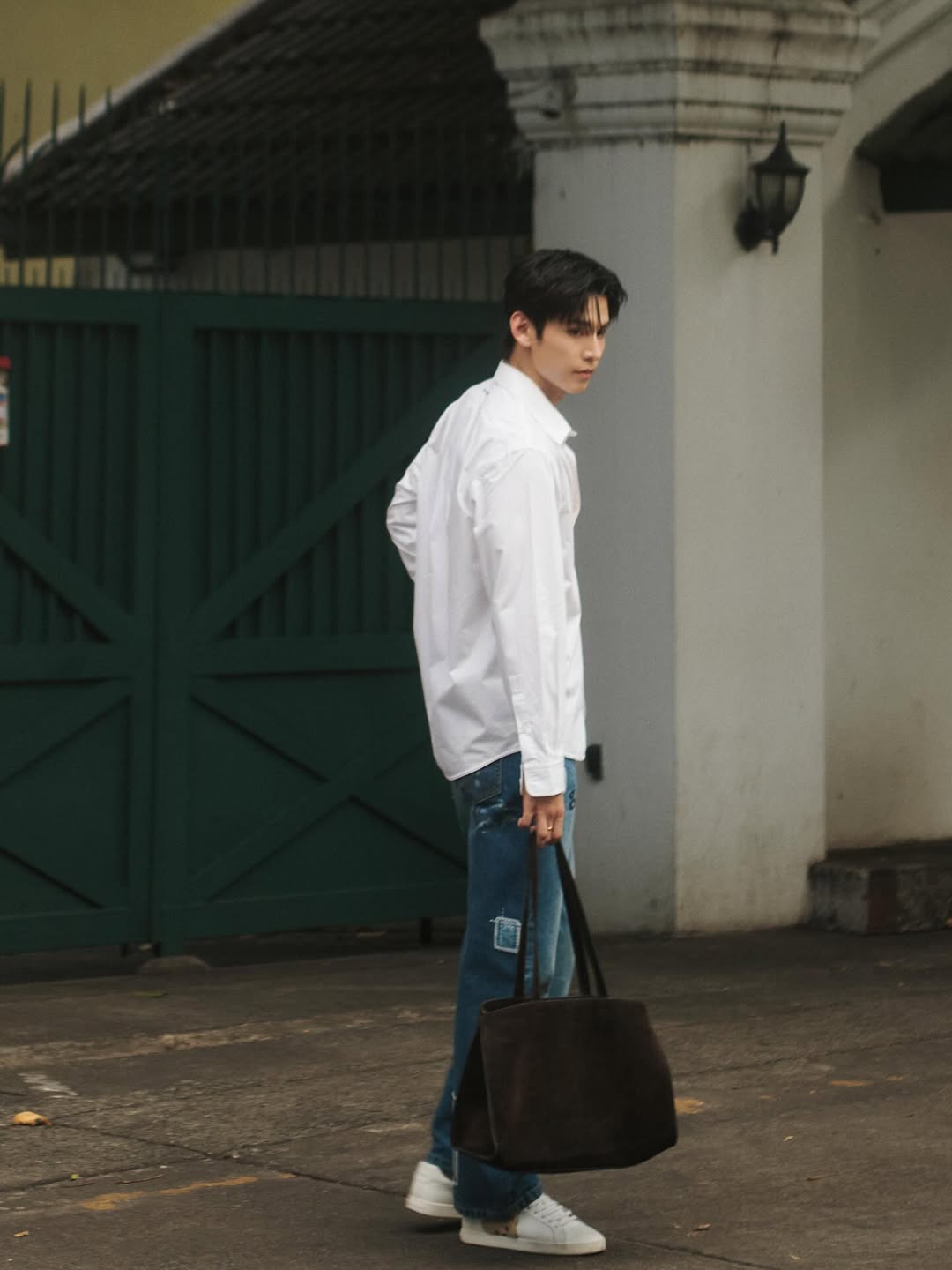 จา - พชร สวนศรี