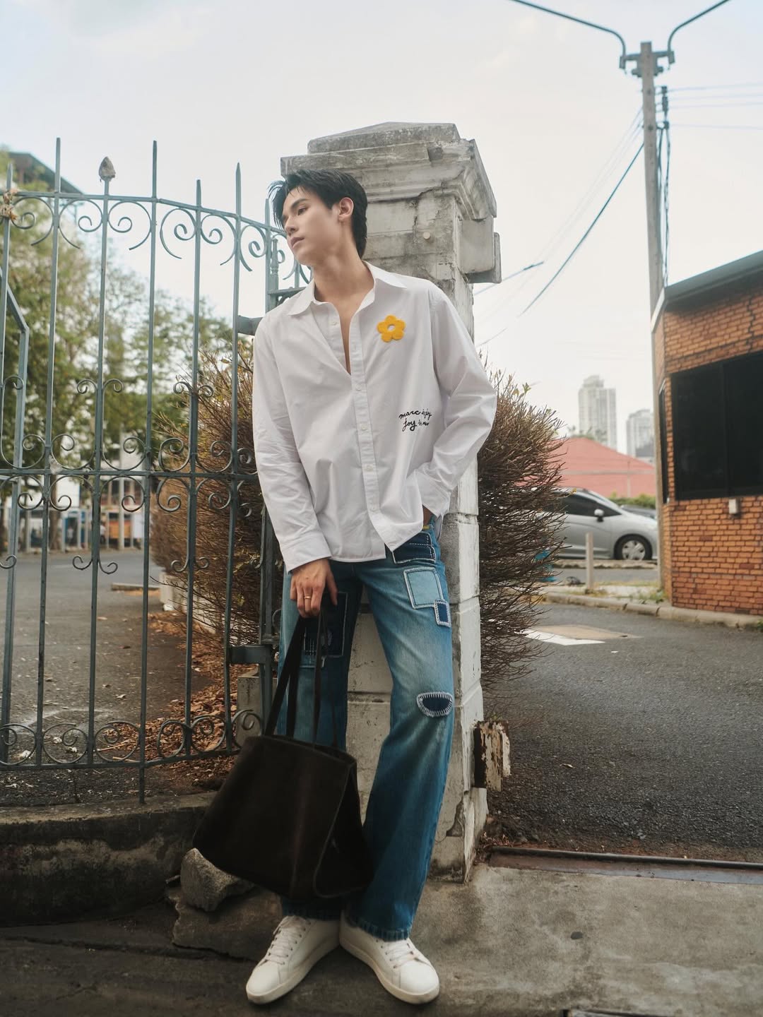 จา - พชร สวนศรี