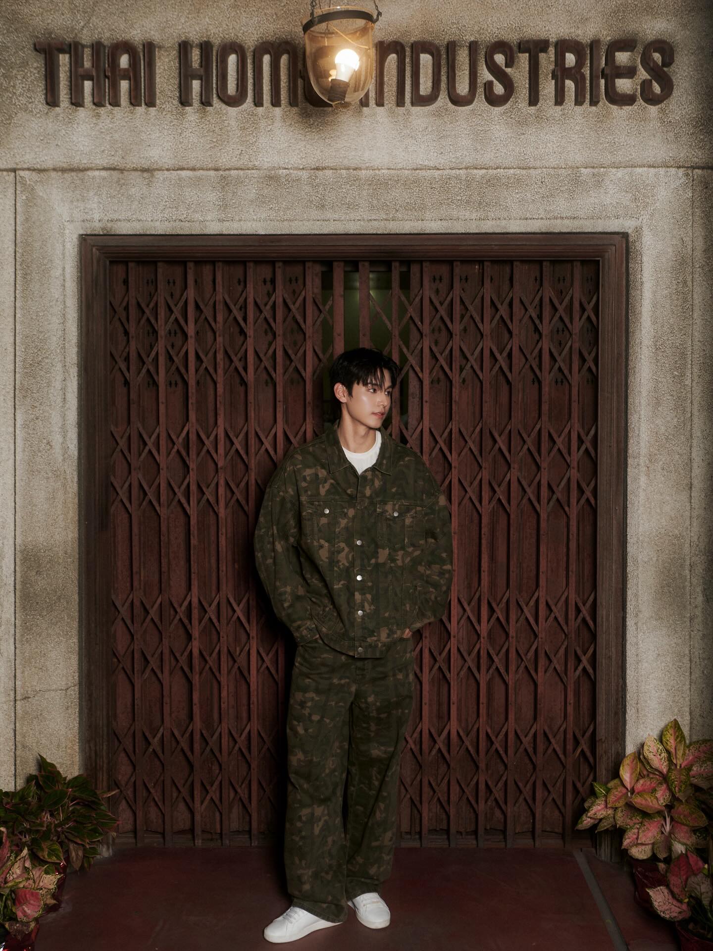 จา - พชร สวนศรี