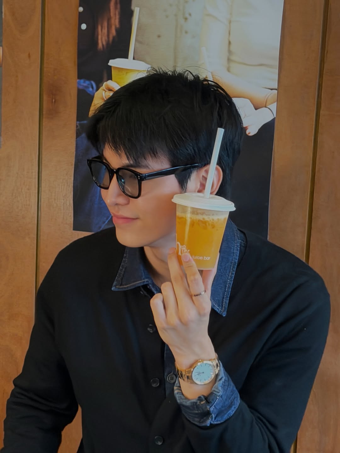 จา - พชร สวนศรี
