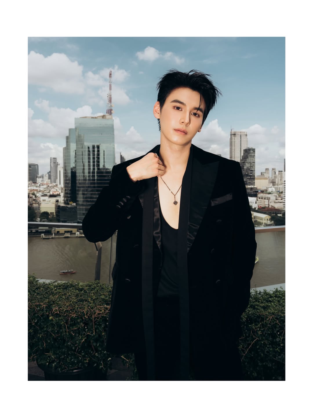 จา - พชร สวนศรี